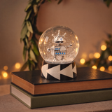Boule à Neige de Noël Figurine Robot Pop argenté en verre, photo d'ambiance
