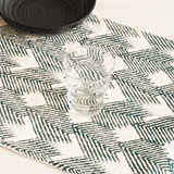 Chemin de Table Fern