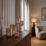 Collection Photophores Starry gris et or pâle, photo d'ambiance