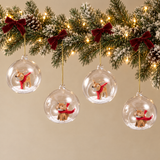 Boules de Noël Biche et Renard Rudy rouge et gris en verre, photo d'ambiance