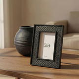 Marco de fotos con dosel en pino negro 13x18