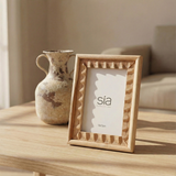 Marco de fotos tejido de acacia de 13 x 18 pulgadas