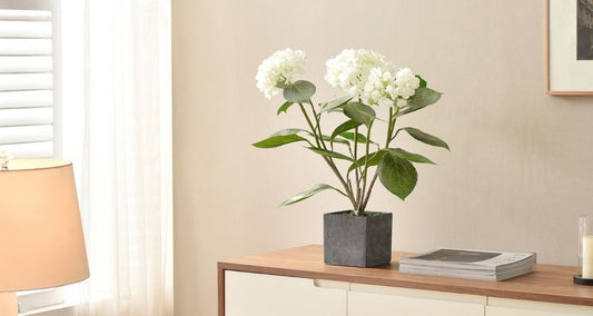 Comment décorer votre maison avec des fleurs artificielles pas chères