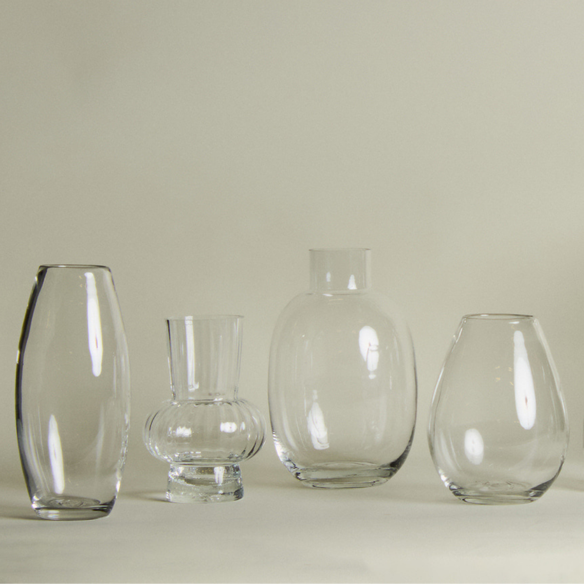MANIFATTURA MURANESE : Vaso in vetro pesante trasparente - Asta Asta 376 | VETRI DI MURANO E DEL MANIFATTURA MURANESE : Vaso in vetro pesante trasparente - Asta Asta 376 | VETRI DI MURANO E DEL