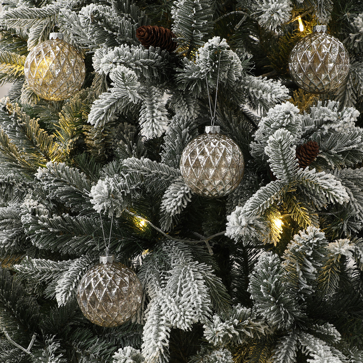 Caja de 4 bolas navideñas brillantes