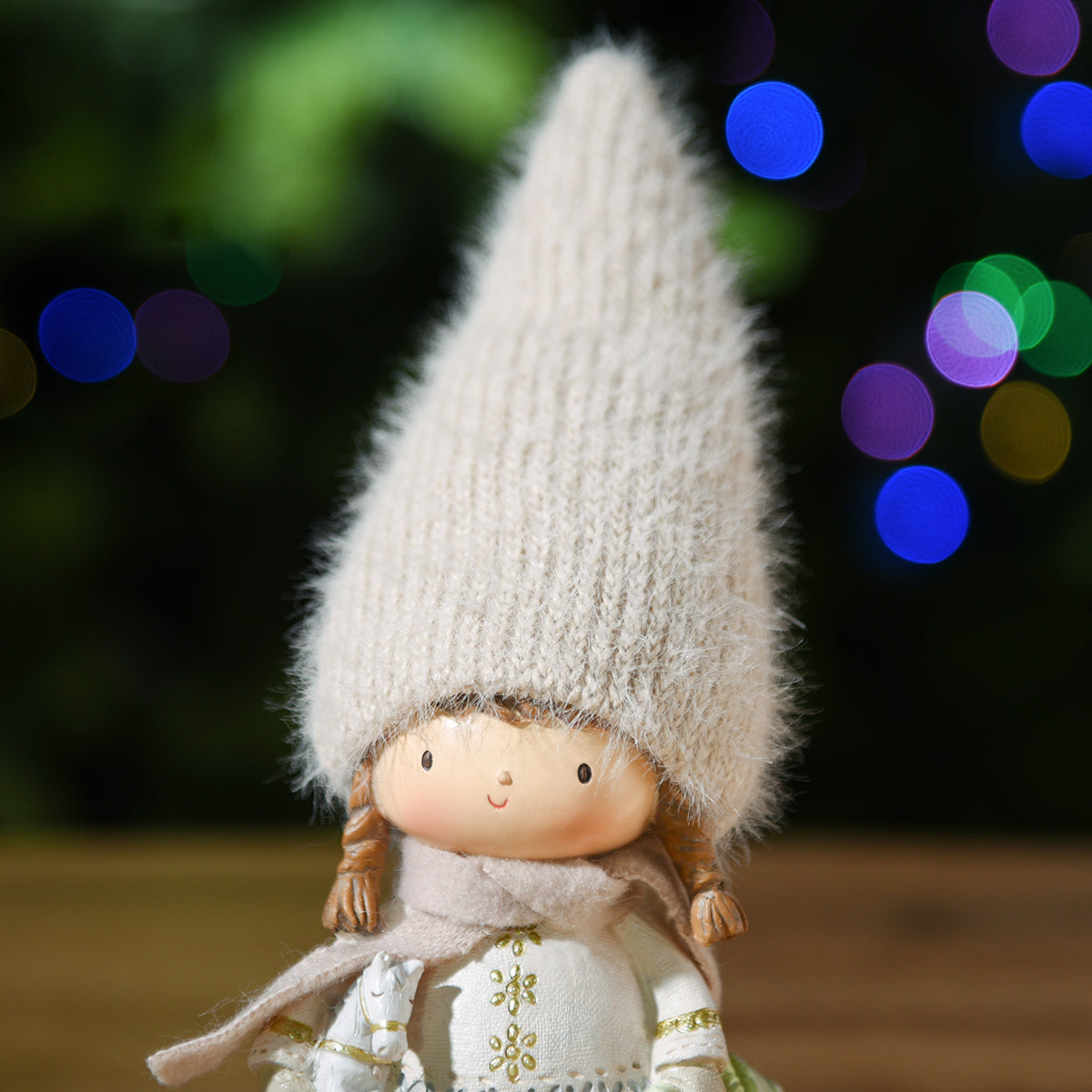 Figurine de Noël Fillette Play 25 cm gris, décoration de Noël à poser, vue complémentaire, Sia Deco