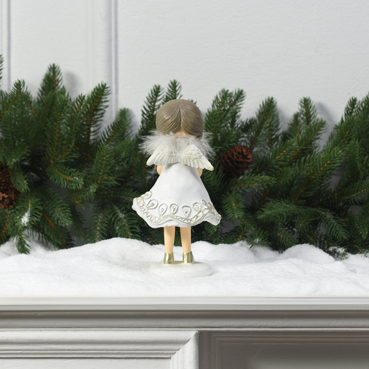 Figurine de Noël Fillette avec coeur Angel