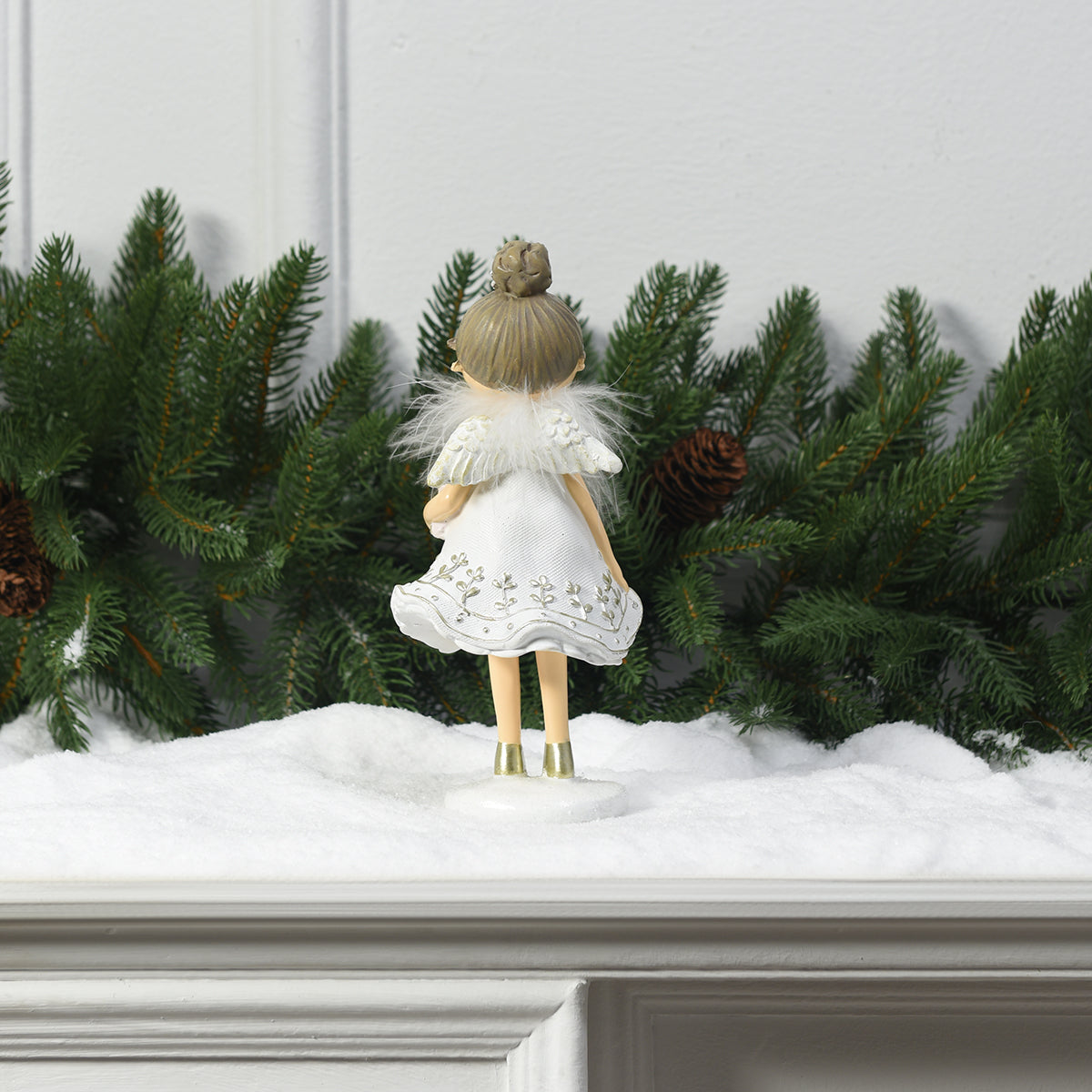 Figurine de Noël Fillette avec étoile Angel