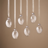 Suspensions de Noël Plumes blanc en verre, packshot fond beige