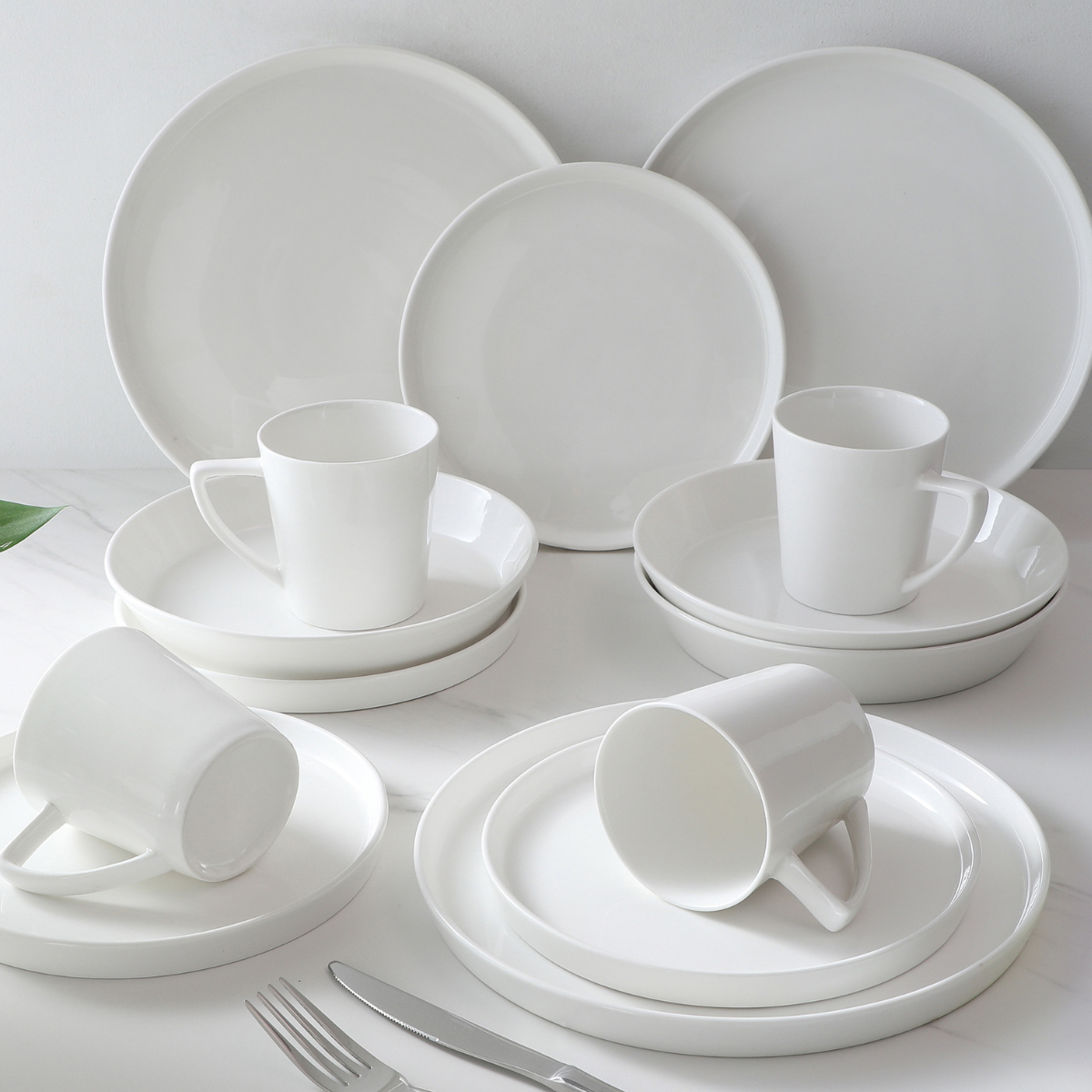 Service 4 assiettes creuses Louise