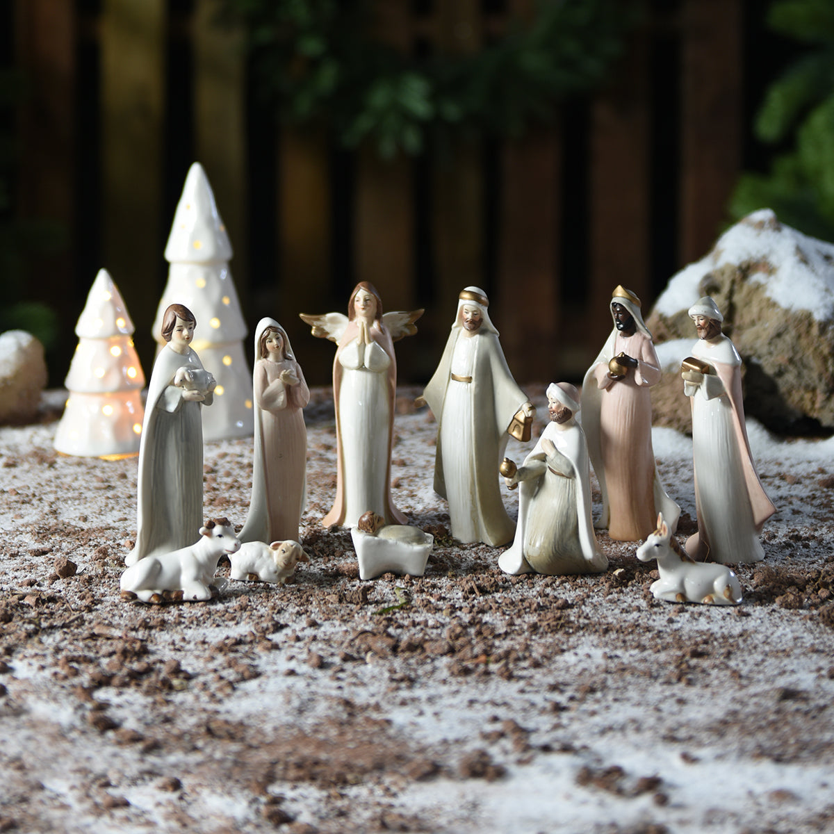 Crèche de Noël en porcelaine Rosa