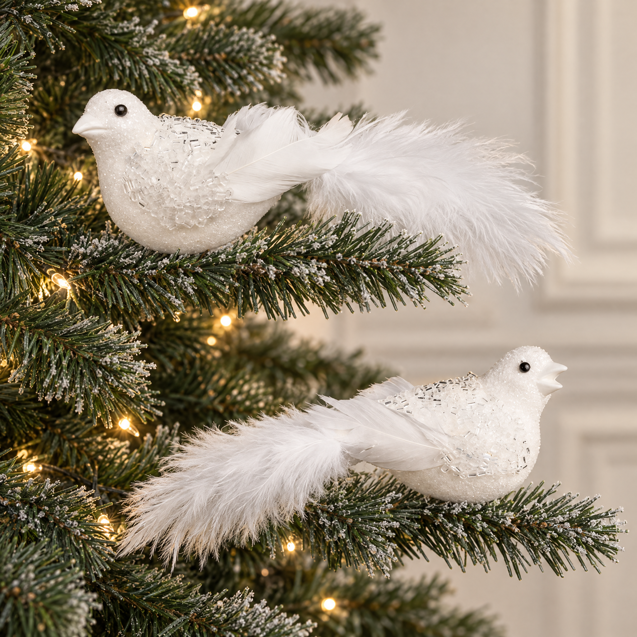 Clips Oiseaux de Noël Set de 2 blanc en plumes, photo d'ambiance