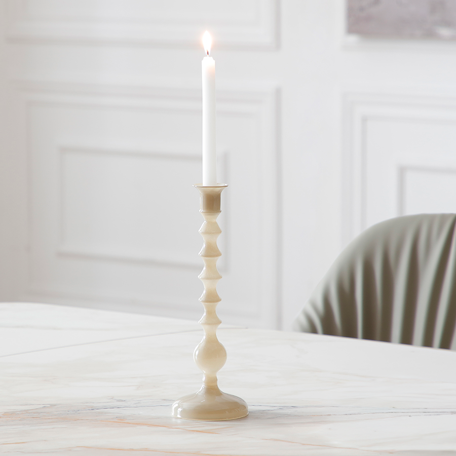 Candelabro desnudo 28 cm