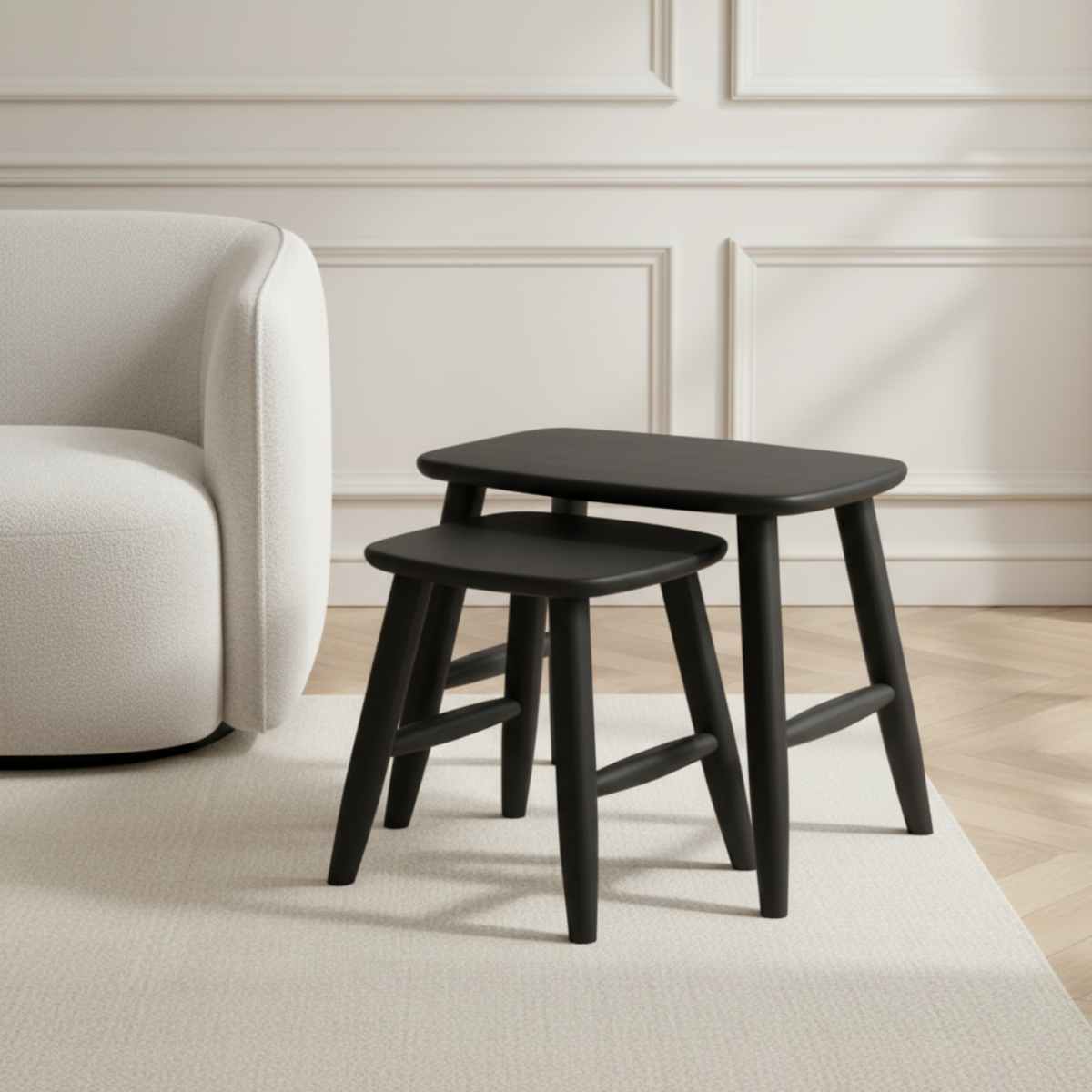 Tabouret en chêne Saba