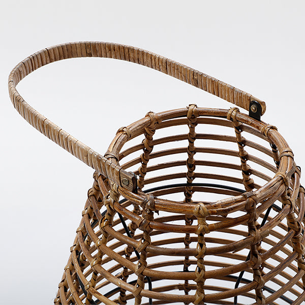 Lanterne en rotin Replay