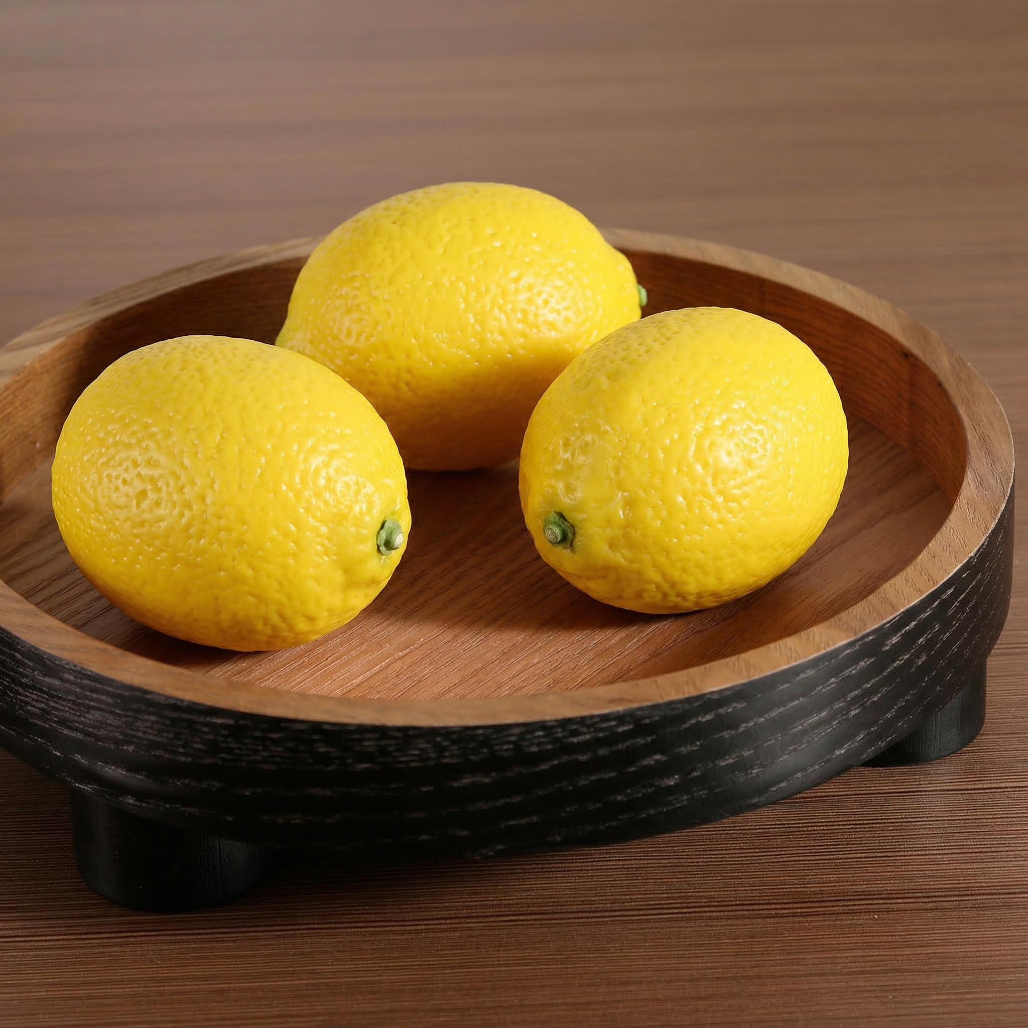 Citrons artificiels jaunes Sia Deco sur plateau rond en bois