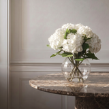 Composition d'Hydrangeas en vase 52 cm