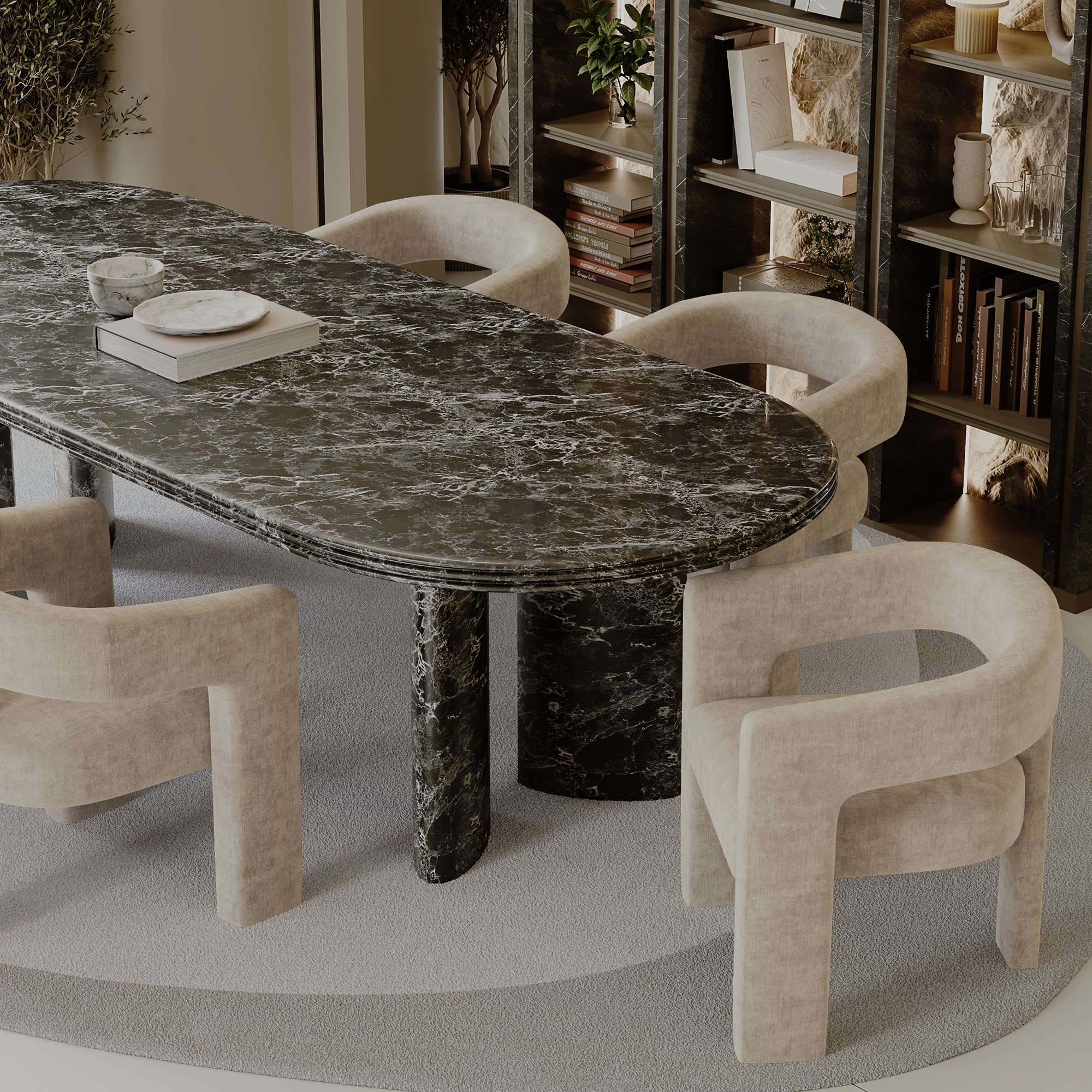 Fauteuils MILA en velours beige autour d'une table à manger en marbre, salle à manger contemporaine, Sia Deco